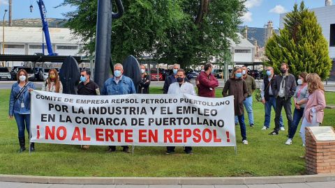 El Comit&eacute; de Empresa de Repsol antes del encierro