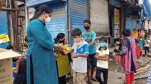 Manos Unidas recoge pesetas para convertirlas en proyectos de cooperación al desarrollo Manos Unidas recoge pesetas para convertirlas en proyectos de cooperación al desarrollo