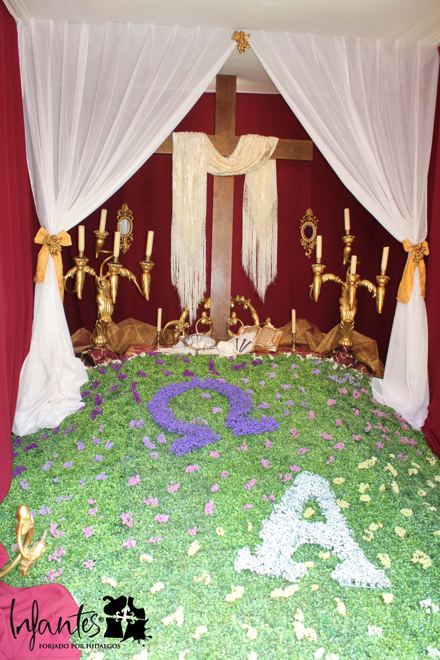 Villanueva de los Infantes ha hecho públicos los ganadores del tradicional concurso de Cruces de Mayo. Villanueva de los Infantes ha hecho públicos los ganadores del tradicional concurso de Cruces de Mayo.