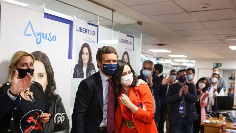 Isabel Díaz Ayuso junto a Pablo Casado