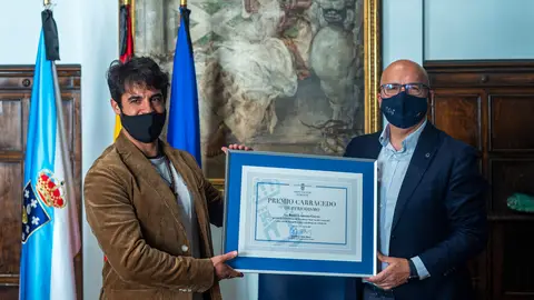 Brais Lorenzo recibe XXXI Premio “Xosé Aurelio Carracedo” Brais Lorenzo e Manuel Baltar