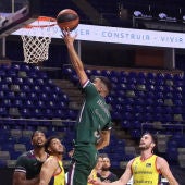 Un momento de la derrota de Unicaja frente a Andorra anoche en el Martín Carpena