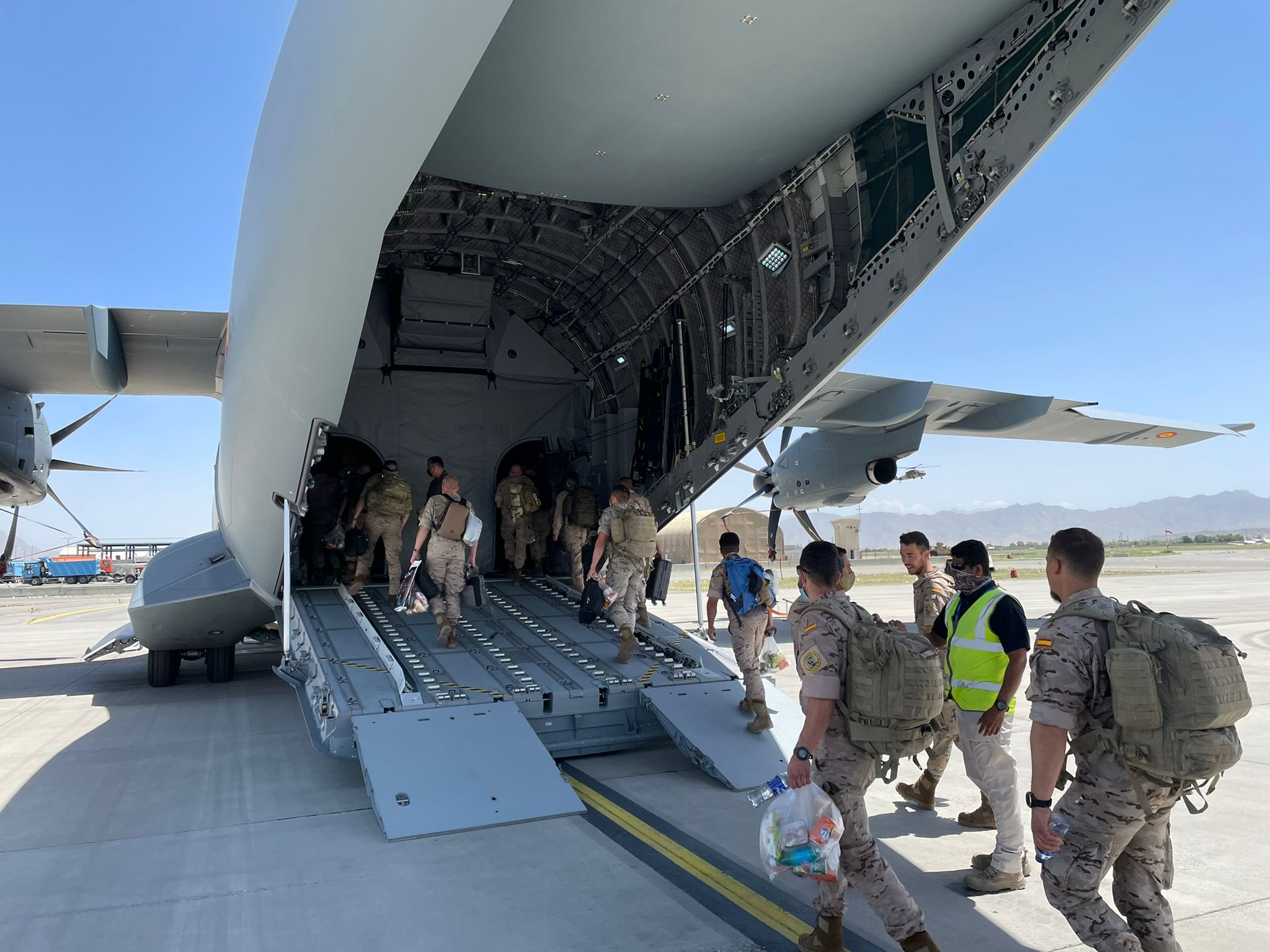 El rey recibe este jueves a los últimos 24 militares españoles de Afganistán El rey recibe este jueves a los últimos 24 militares españoles de Afganistán
