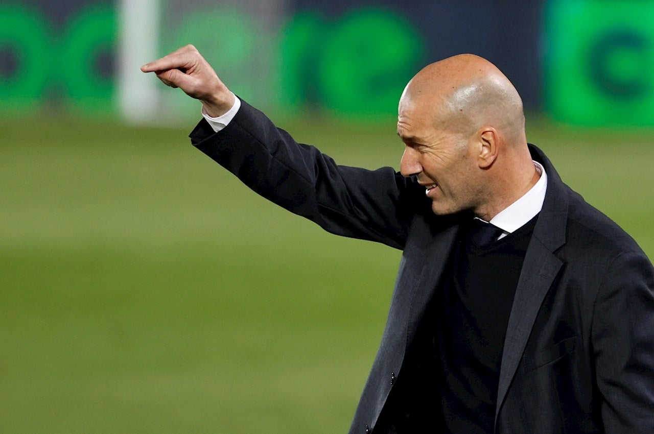 Alineación del Granada y Real Madrid hoy en LaLiga Alineación del Granada y Real Madrid hoy en LaLiga
