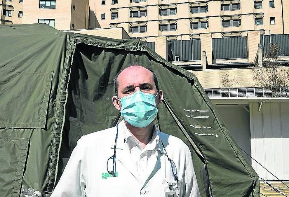 Joaquín Costán: "La alegría en la calle no se corresponde para nada con la situación hospitalaria" Joaquín Costán: "La alegría en la calle no se corresponde para nada con la situación hospitalaria"