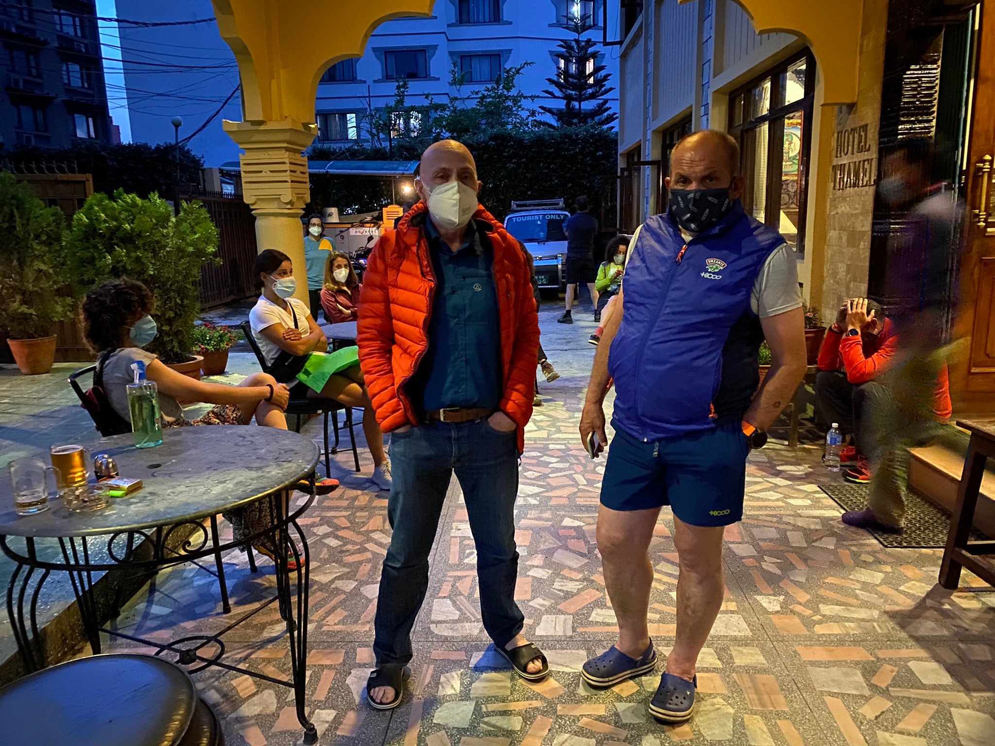 Sebas Álvaro, atrapado en Nepal: "Pedimos un rescate que pagaremos de nuestro bolsillo y no el erario público" Sebas Álvaro, atrapado en Nepal: "Pedimos un rescate que pagaremos de nuestro bolsillo y no el erario público"