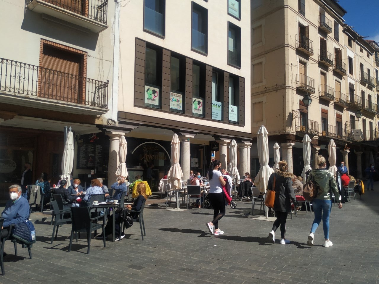 La incidencia se dispara en Aragón con 375 positivos en las últimas horas La incidencia se dispara en Aragón con 375 positivos en las últimas horas