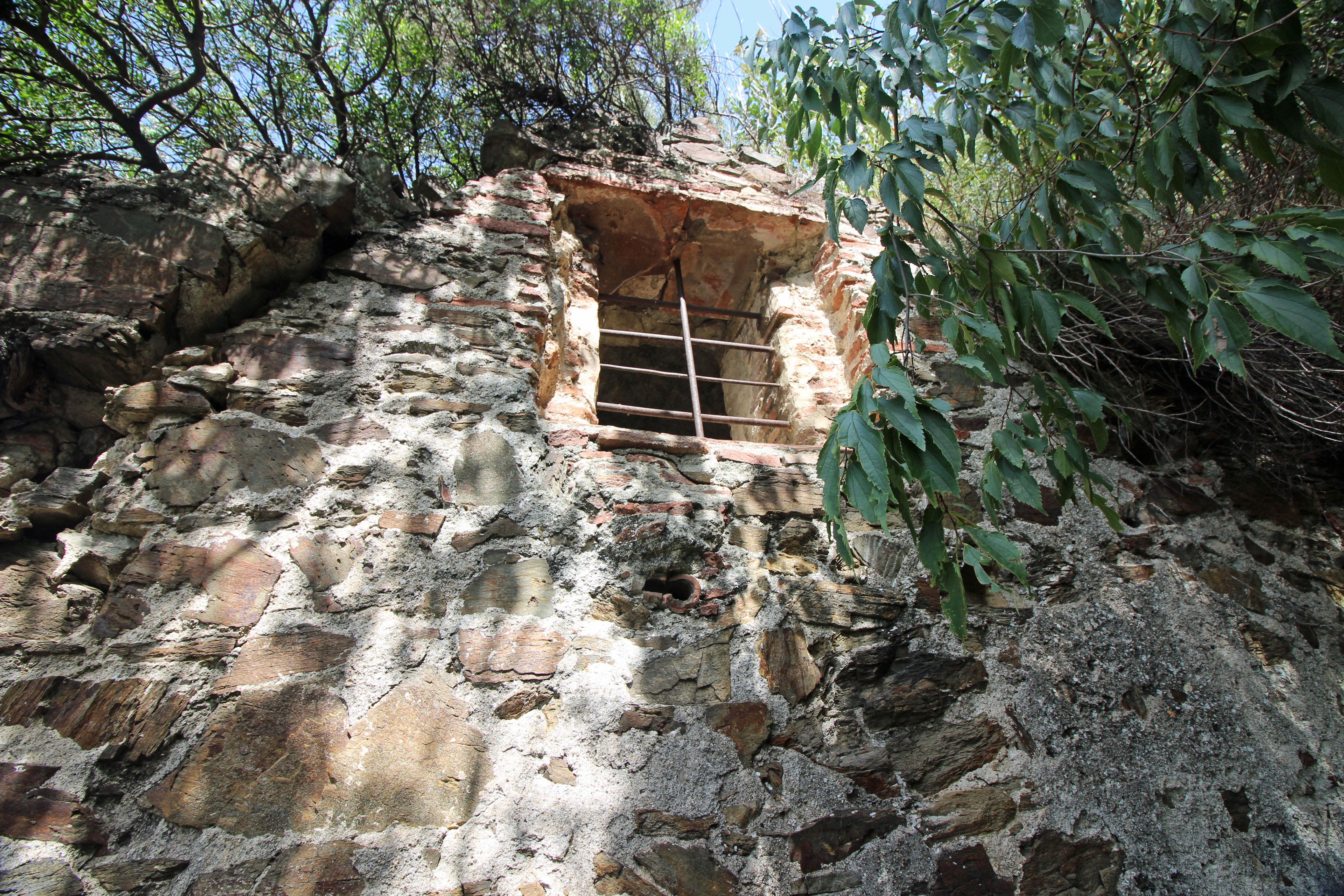 D’on ve el nom de la Vall d’Hebron? D’on ve el nom de la Vall d’Hebron?