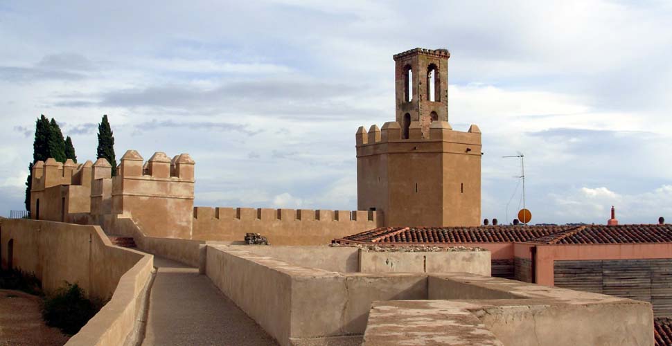 Una visita guiada recorre este sábado la Alcazaba de Badajoz dirigida a un público familiar Una visita guiada recorre este sábado la Alcazaba de Badajoz dirigida a un público familiar