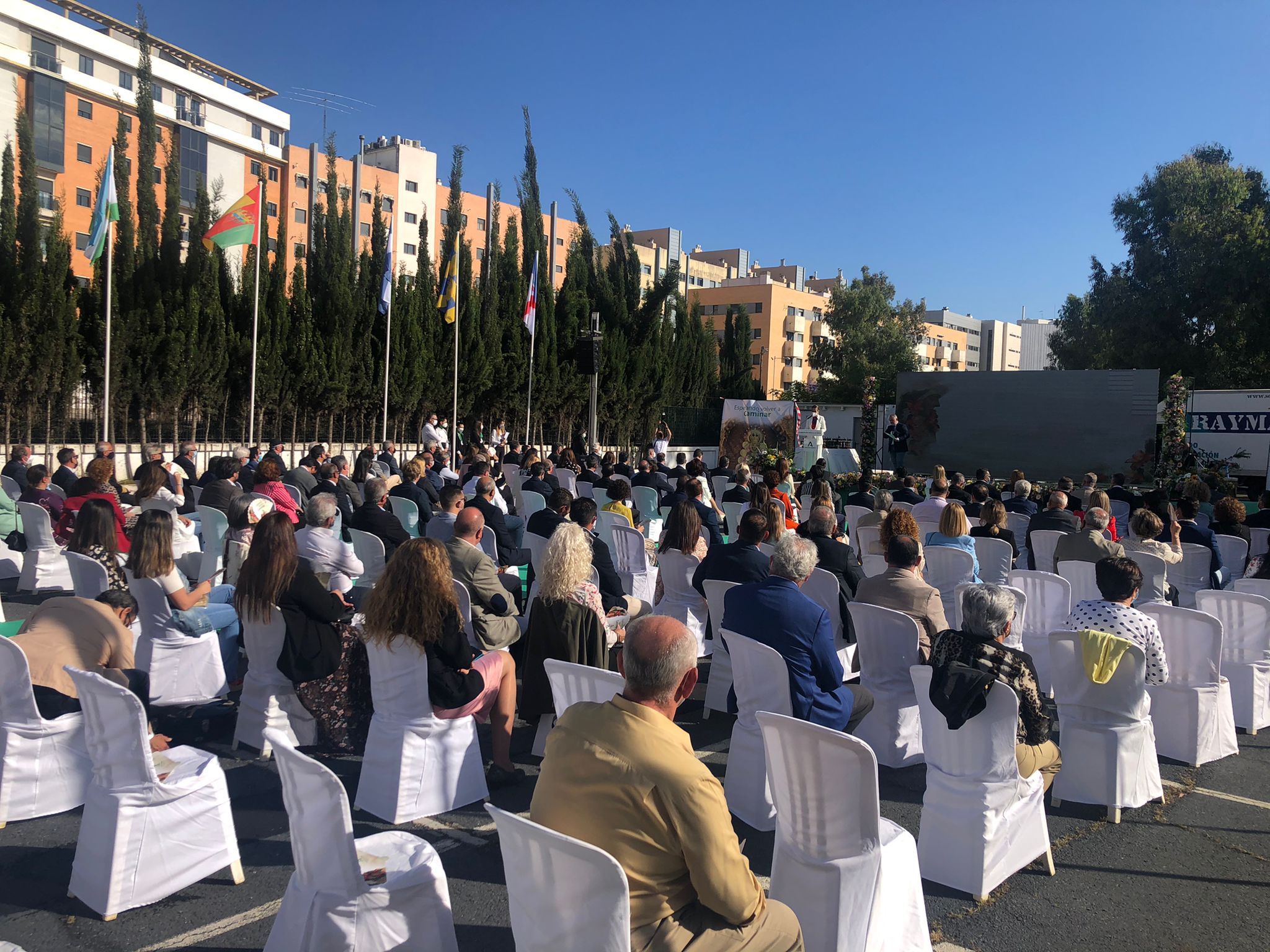 El Gobierno andaluz reafirma su compromiso con el movimiento rociero a través del Plan Romero en un acto bajo el lema "Esperando volver a caminar" El Gobierno andaluz reafirma su compromiso con el movimiento rociero a través del Plan Romero en un acto bajo el lema "Esperando volver a caminar"
