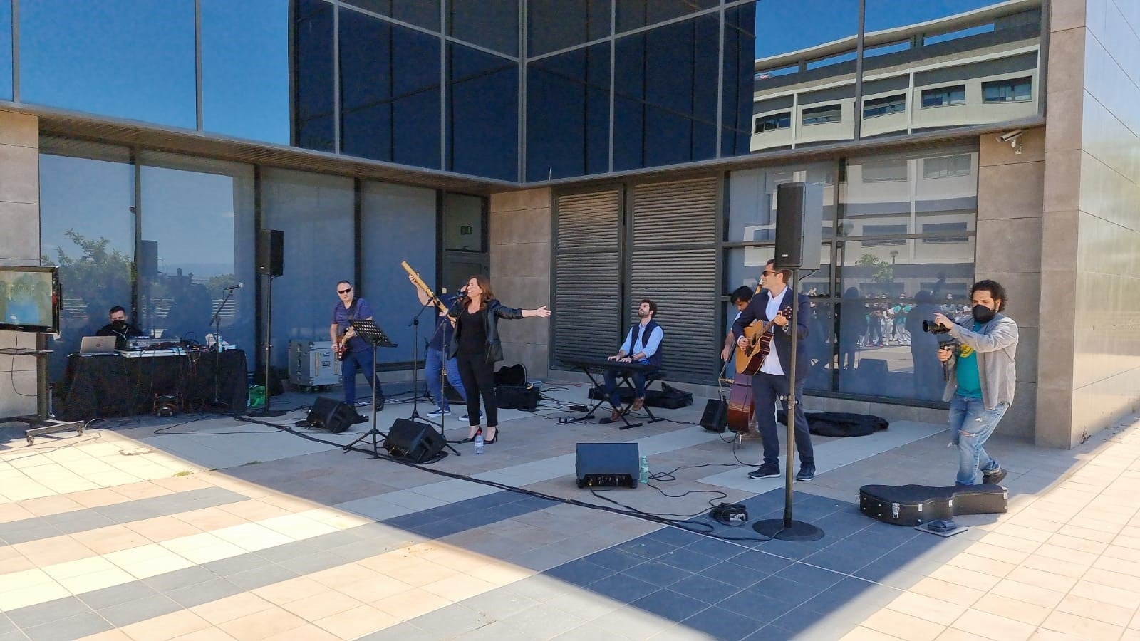 El jefe de Neurología de Quirónsalud Málaga compone una canción dedicada a la Enfermería El jefe de Neurología de Quirónsalud Málaga compone una canción dedicada a la Enfermería