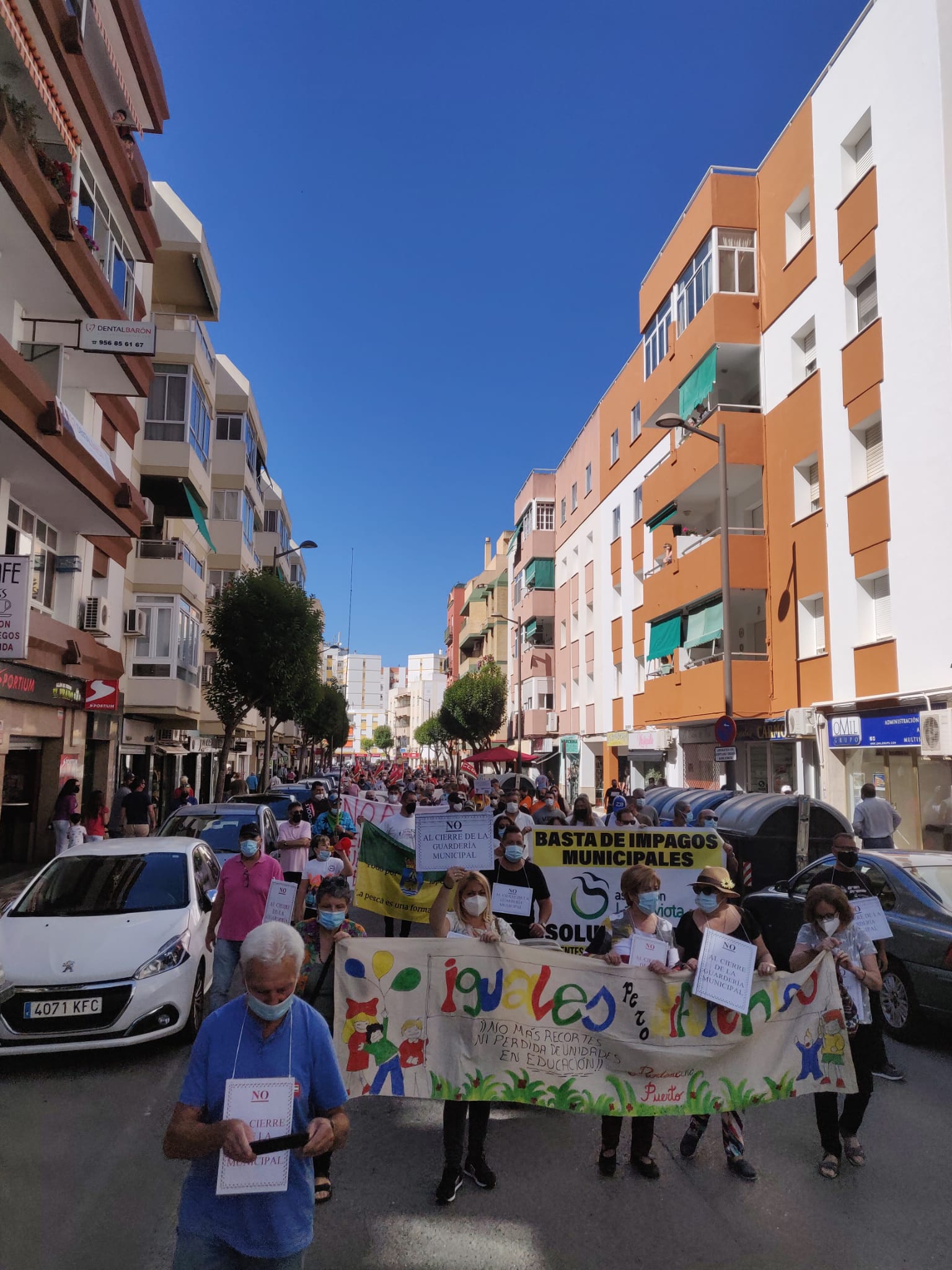 Más de 600 personas claman en la calle contra la gestión de Germán Beardo Más de 600 personas claman en la calle contra la gestión de Germán Beardo