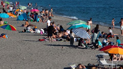 Galicia estudia cerrar playas y parques