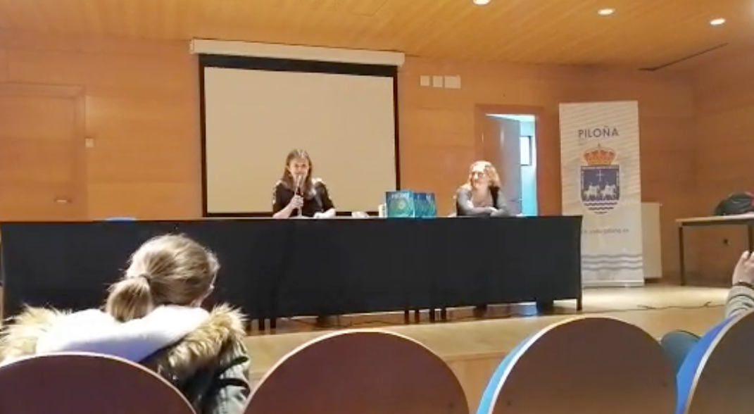 Susana Sela y Maite Isla presentaron su álbum ilustrado ¡BUM! en Infiesto Susana Sela y Maite Isla presentaron su álbum ilustrado ¡BUM! en Infiesto