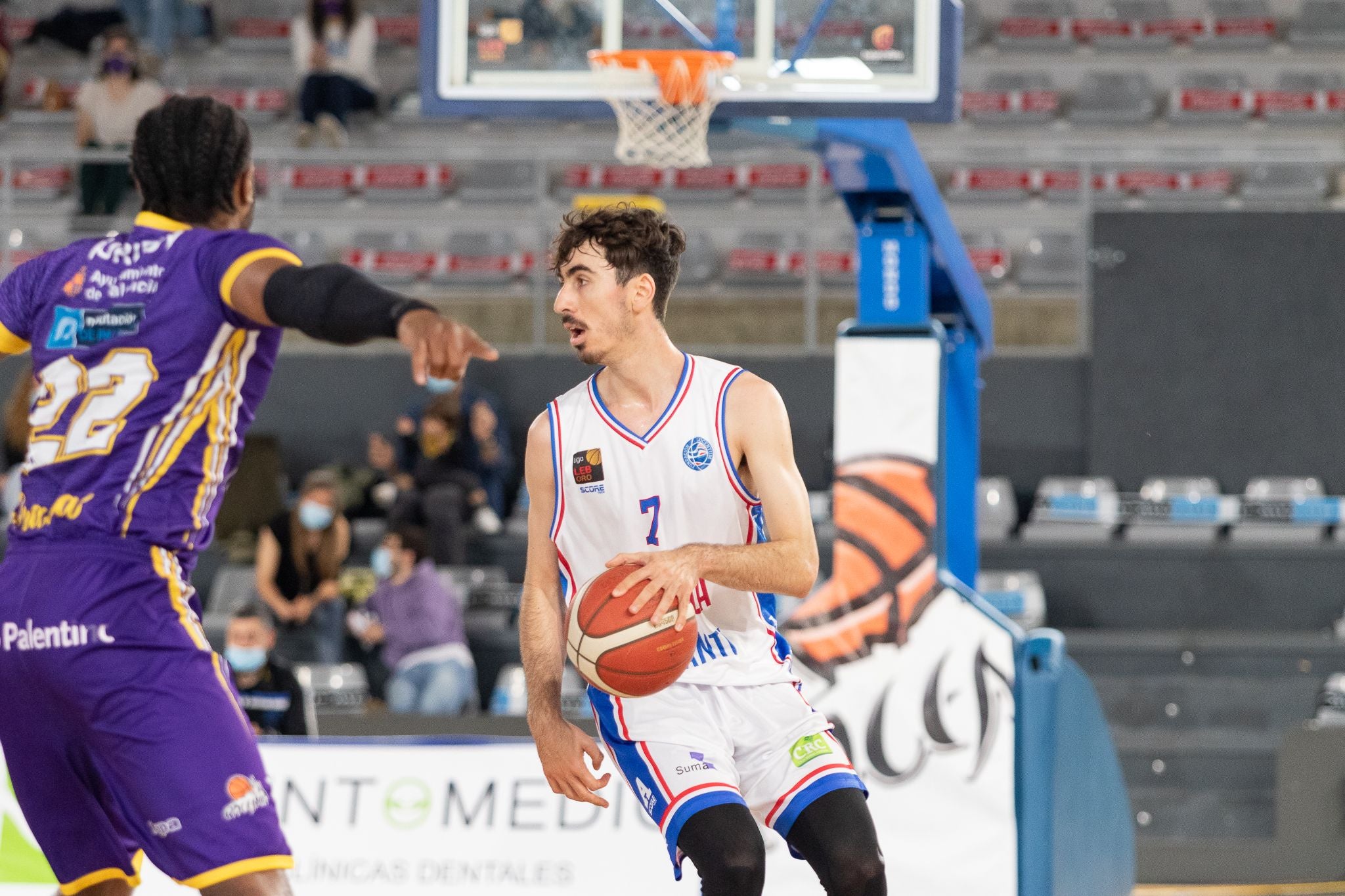 El HLA Alicante cae en el último cuarto en Palencia y se enfrentará a Castelló en el playoff El HLA Alicante cae en el último cuarto en Palencia y se enfrentará a Castelló en el playoff