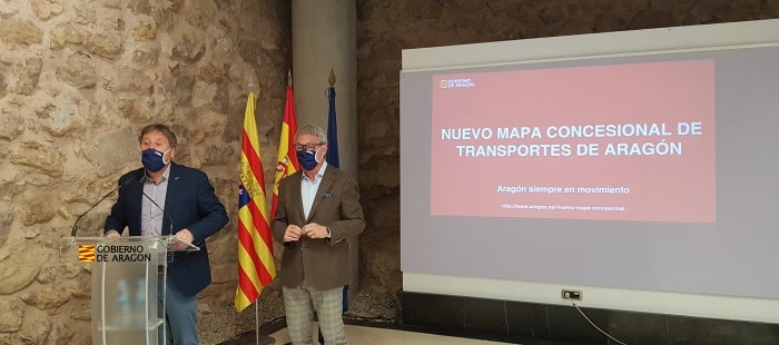 Más de 3.000 turolenses y 57 núcleos de población pasarán a tener servicio de transporte a partir del mes de enero de 2023. Más de 3.000 turolenses y 57 núcleos de población pasarán a tener servicio de transporte a partir del mes de enero de 2023.