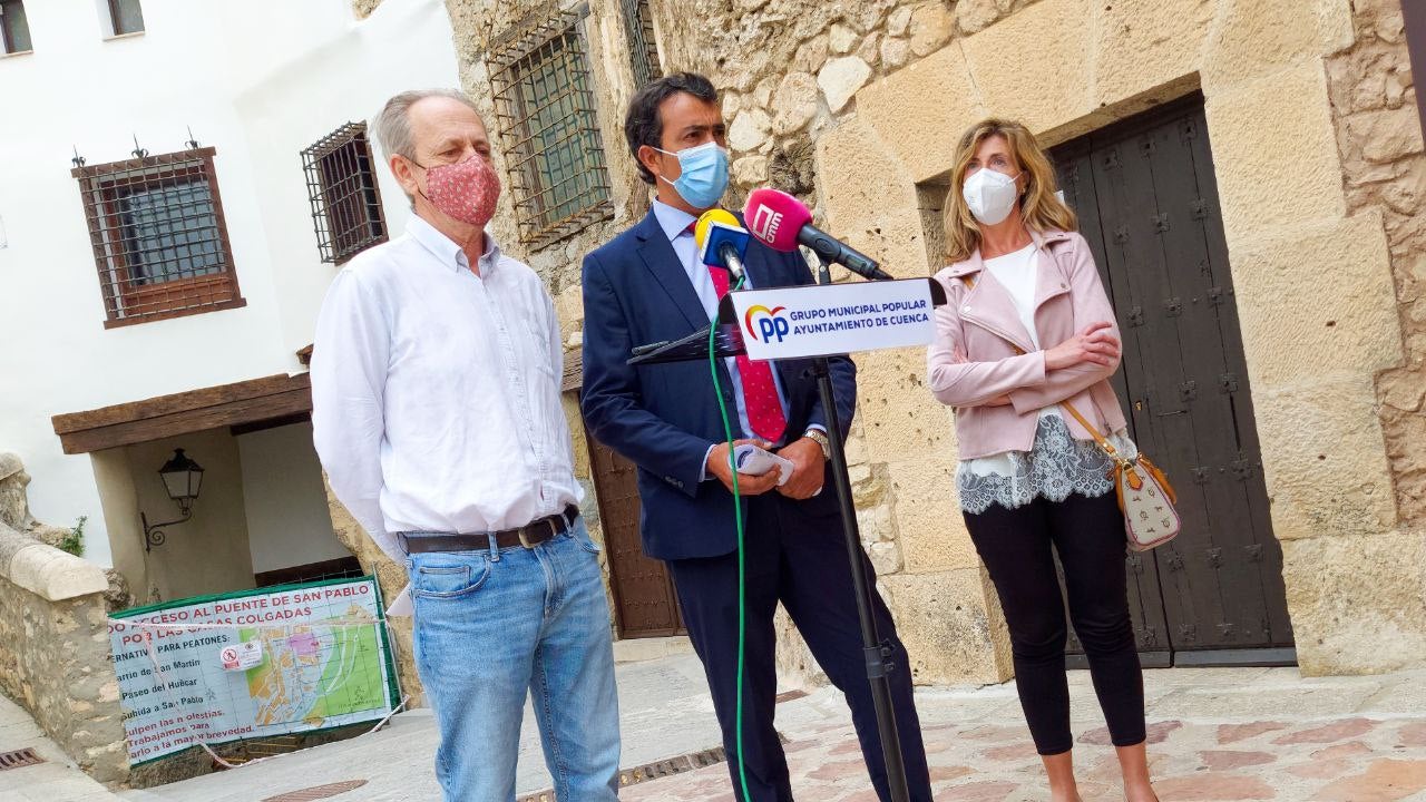 El PP desvela que un geólogo avisó en 2019 del riesgo derrumbe en la calle Canónigos El PP desvela que un geólogo avisó en 2019 del riesgo derrumbe en la calle Canónigos