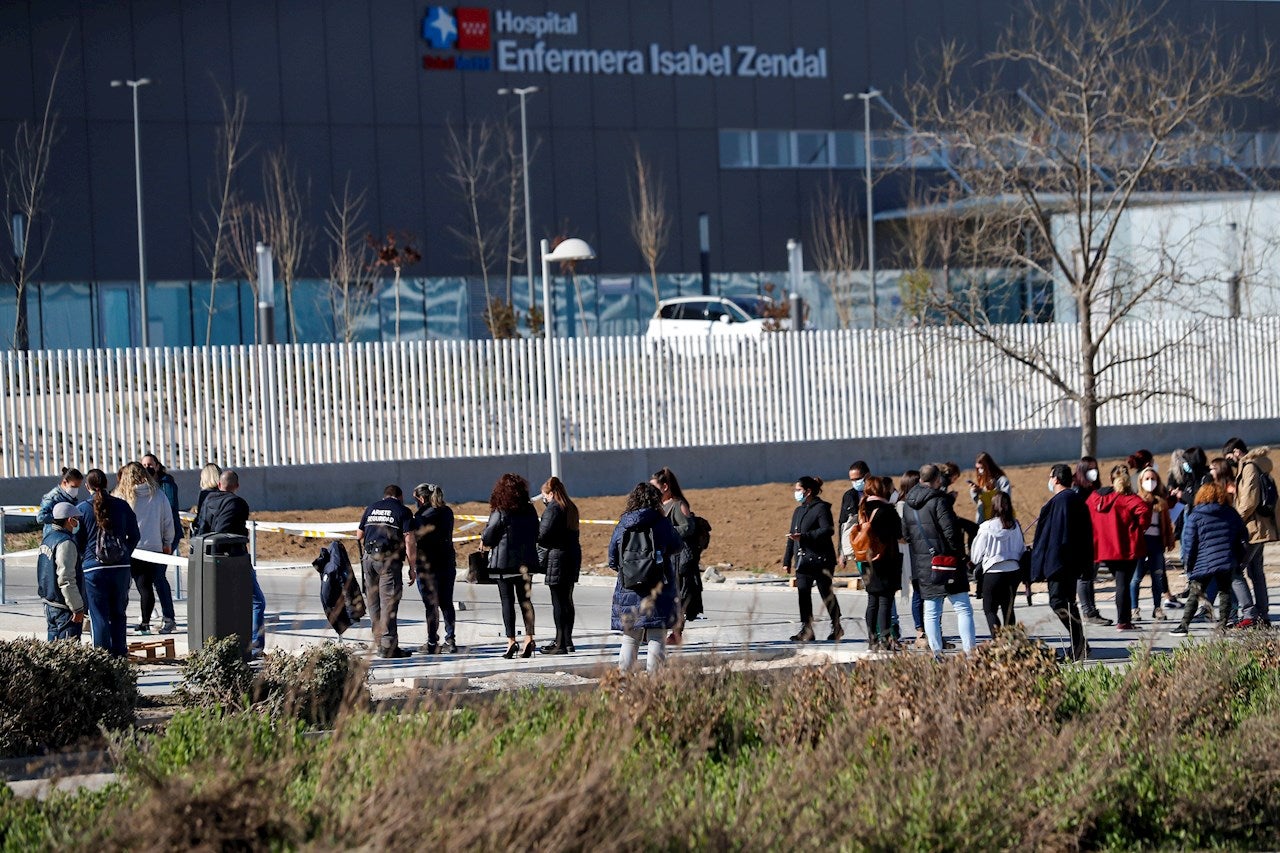 Coronavirus, vacunación, restricciones y confinamiento en Madrid, Castilla - La Mancha, Cataluña, Comunidad Valenciana, Andalucía y noticias de la Covid-19 hoy Coronavirus, vacunación, restricciones y confinamiento en Madrid, Castilla - La Mancha, Cataluña, Comunidad Valenciana, Andalucía y noticias de la Covid-19 hoy