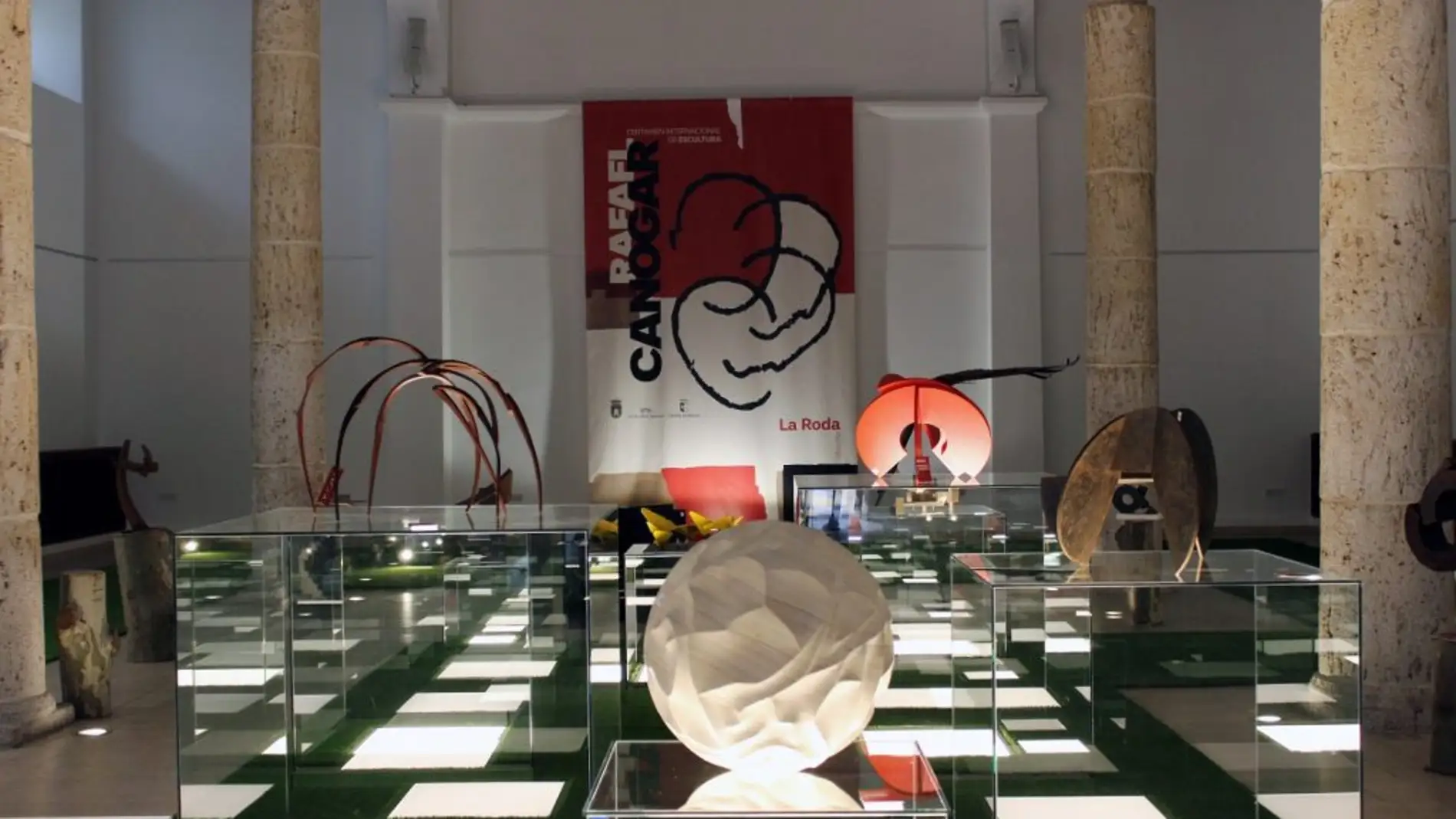 Cerca de 1.000 personas visitan la exposición del Certamen de Escultura ‘Rafael Canogar’