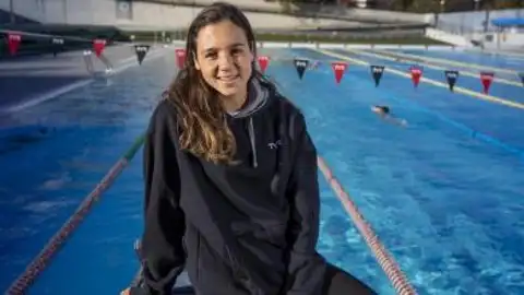 Cata Corro Natación