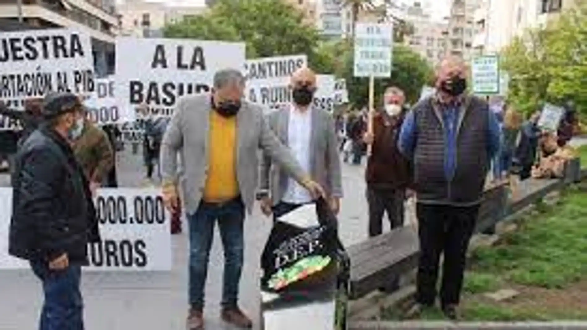 Una de las protestas celebradas ante la Subelegación del Gobierno en Alicante 