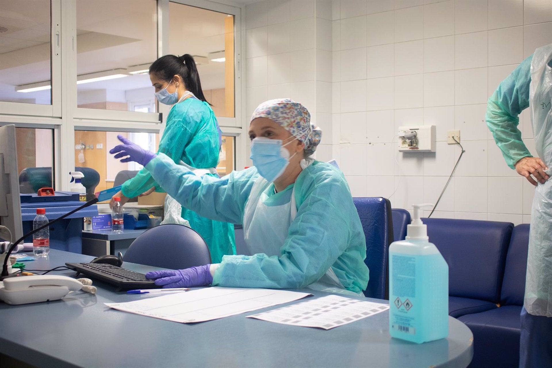 Más de 23.000 personas han sido atendidas por sospecha de Covid en las Urgencias del Virgen del Rocío Más de 23.000 personas han sido atendidas por sospecha de Covid en las Urgencias del Virgen del Rocío