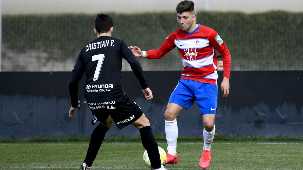 La posible fuga de Aranda al FC.Barcelona pone de nuevo en entredicho la nefasta política de cantera del Granada CF. Onda Deportiva Granada 18/05/2021 La posible fuga de Aranda al FC.Barcelona pone de nuevo en entredicho la nefasta política de cantera del Granada CF. Onda Deportiva Granada 18/05/2021