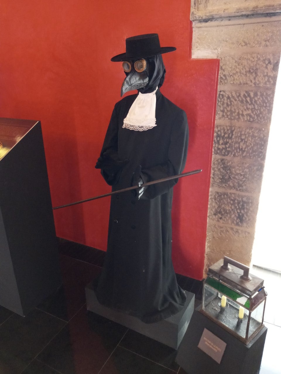 Las huellas de pestes y pandemias pasadas en el Museo Diocesano Las huellas de pestes y pandemias pasadas en el Museo Diocesano