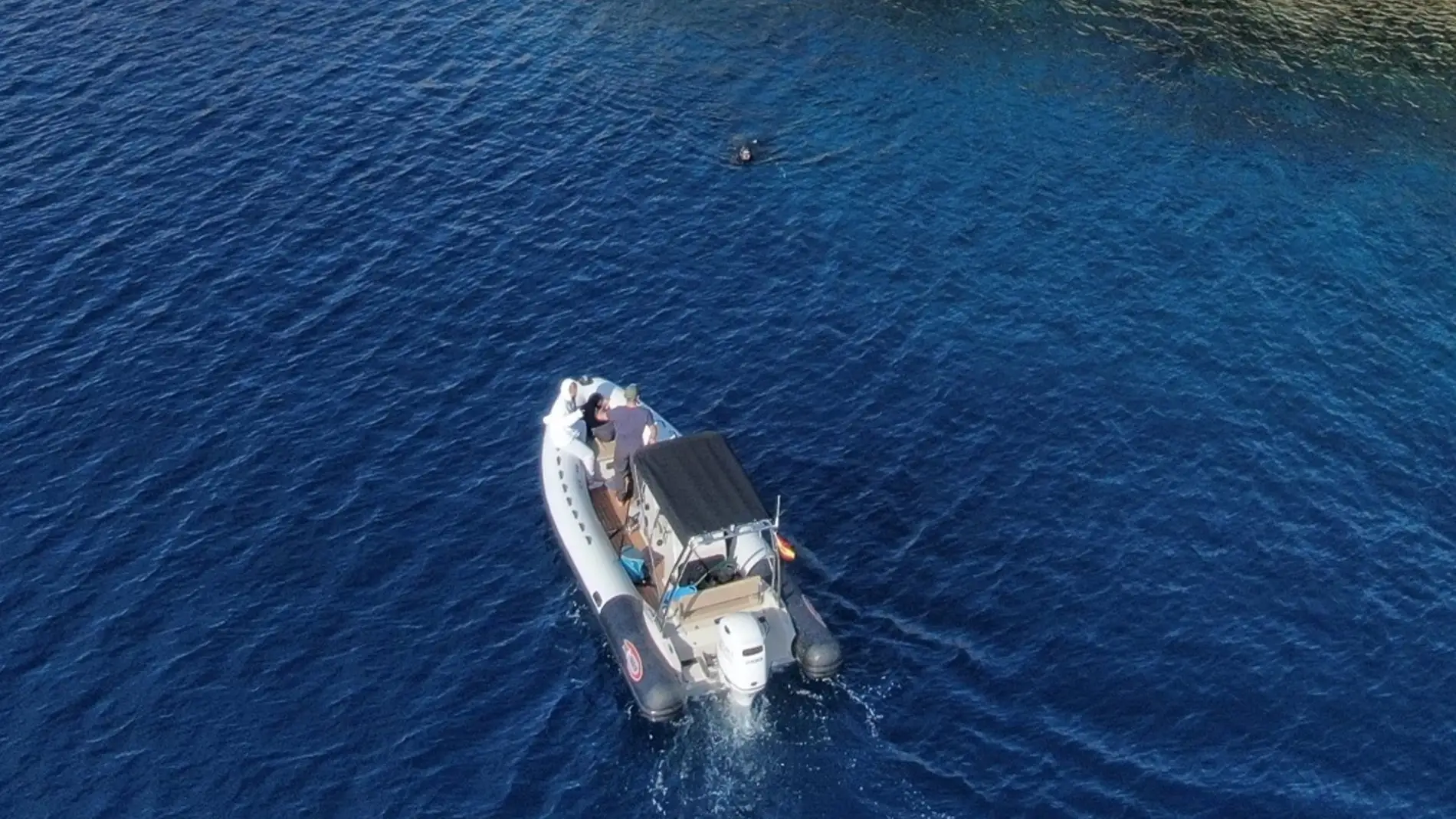 El Govern denuncia una embarcación con tres pescadores sin licencia en la reserva marina des Freus