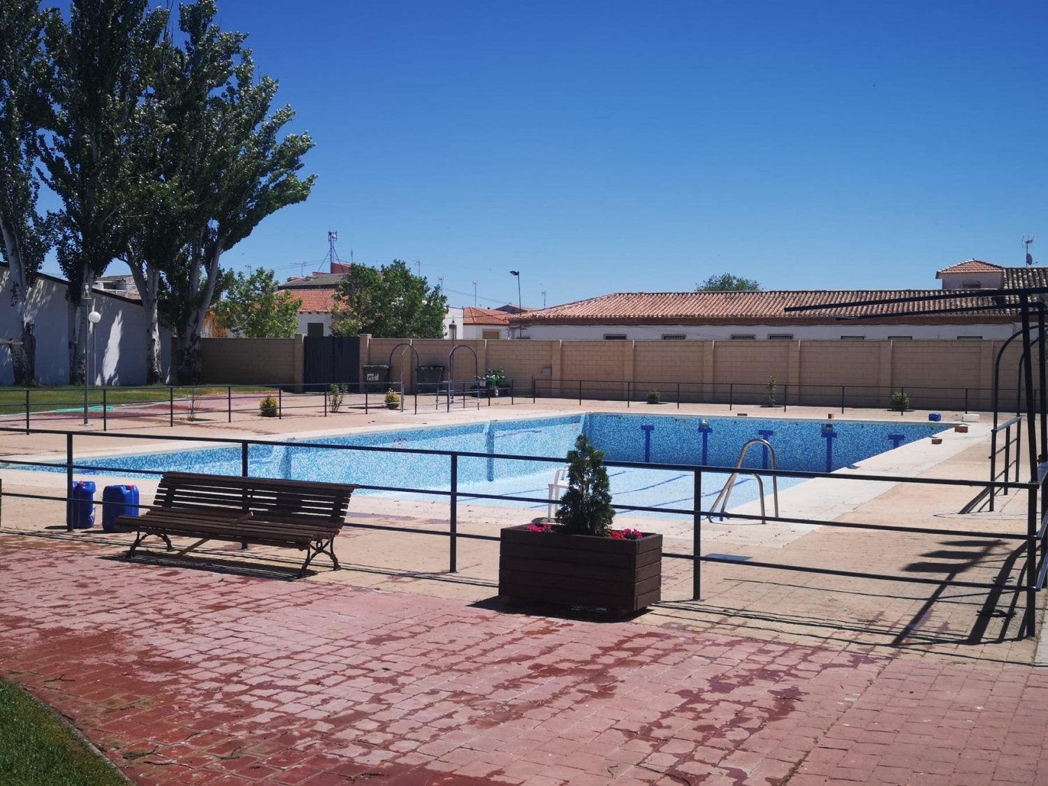El 21 de junio se inaugura la temporada de verano en Villarrobledo con la apertura de la piscina municipal El 21 de junio se inaugura la temporada de verano en Villarrobledo con la apertura de la piscina municipal