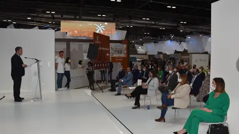Talavera se estrena en FITUR como ciudad ‘Patrimonio Inmaterial de la Humanidad’ Talavera se estrena en FITUR como ciudad ‘Patrimonio Inmaterial de la Humanidad’