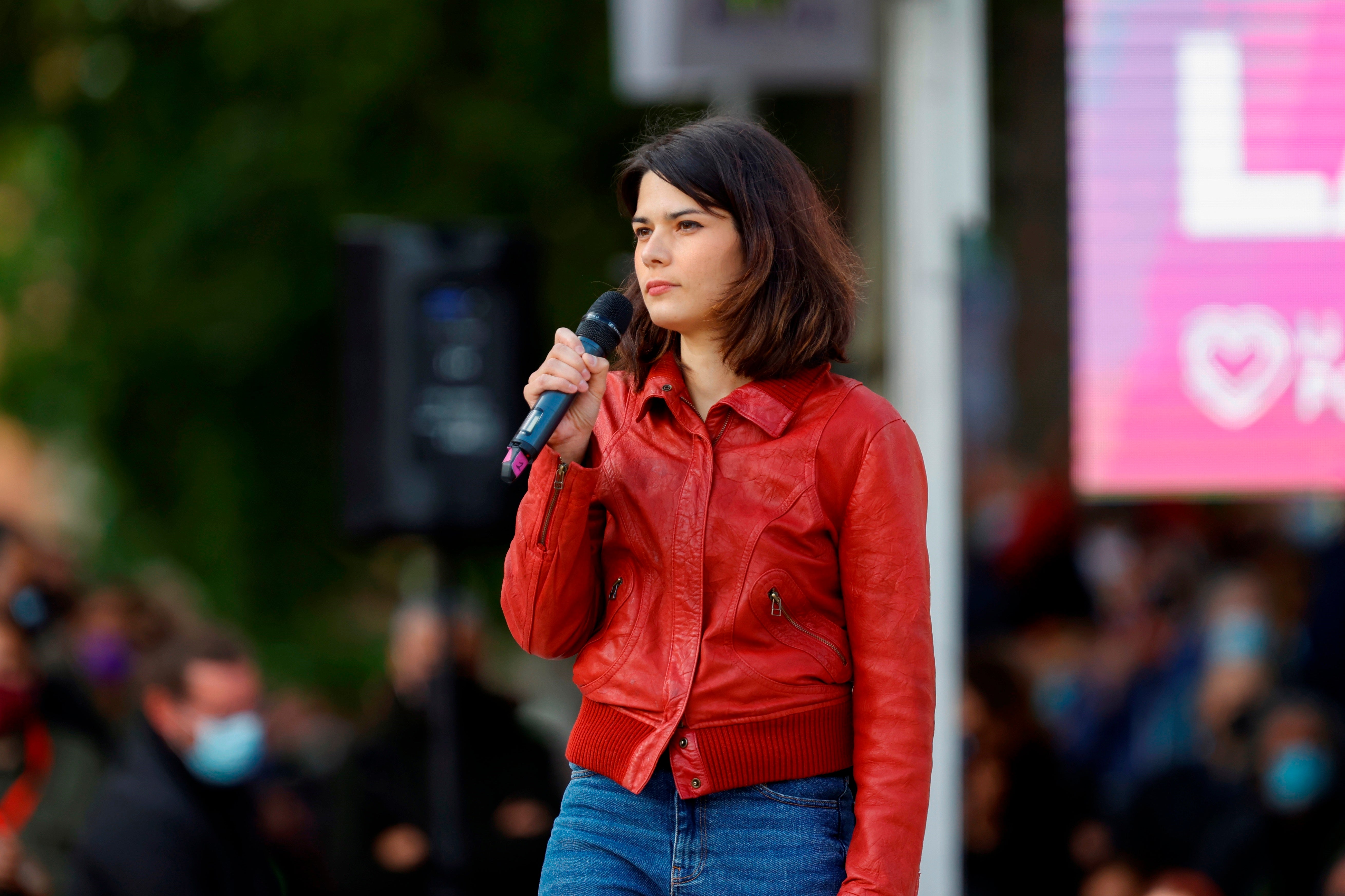 Isa Serra renuncia a su acta de diputada en la Asamblea de Madrid días antes de que el Supremo se pronuncie sobre su condena Isa Serra renuncia a su acta de diputada en la Asamblea de Madrid días antes de que el Supremo se pronuncie sobre su condena