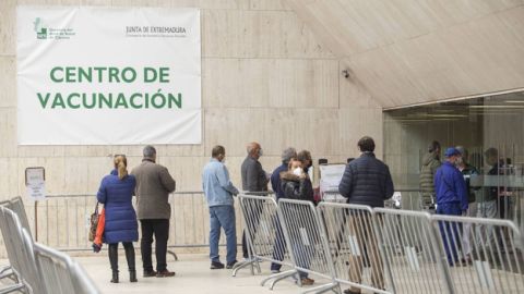 Vacunaci&oacute;n en el Palacio de Congresos de C&aacute;ceres