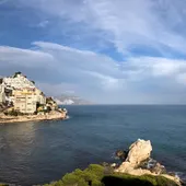 Cielos despejados en la Cala de Finestrat Cielos despejados en la Cala de Finestrat