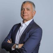 Juan Ramón Lucas, periodista i escriptor