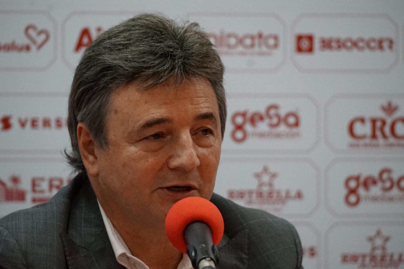 El Real Murcia prepara un proyecto deportivo "ambicioso" El Real Murcia prepara un proyecto deportivo "ambicioso"