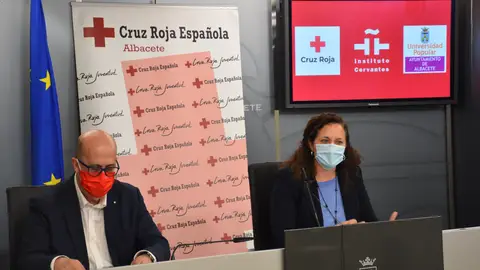 La Universidad Popular y Cruz Roja renuevan Se unen para salvar la brecha digital en los exámenes de nacionalidad La Universidad Popular y Cruz Roja renuevan Se unen para salvar la brecha digital en los exámenes de nacionalidad