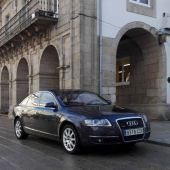 Actual coche oficial del Gobierno lucense