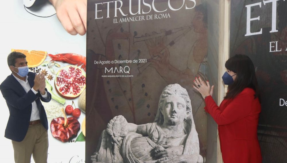 Carlos Mazón y Julia Parra presentan en Fitur el cartel de la muestra