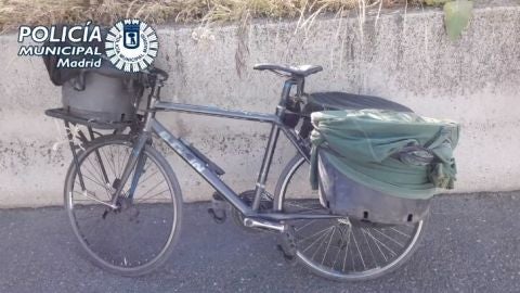 La bicicleta del 'robapatos'.