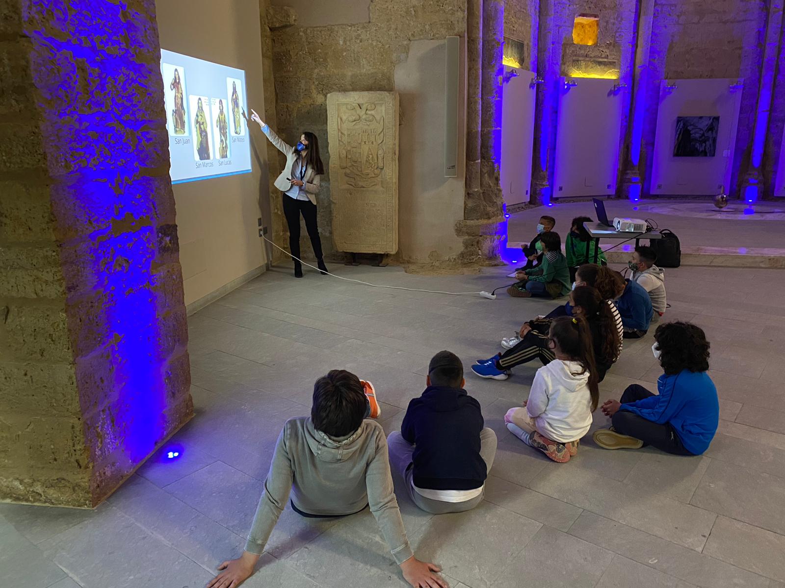 San Pedro Cultural acerca el arte sacro a los niños del colegio CRA Campos de Castilla San Pedro Cultural acerca el arte sacro a los niños del colegio CRA Campos de Castilla