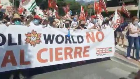 Manifestaci&oacute;n contra el cierre de T&iacute;voli World