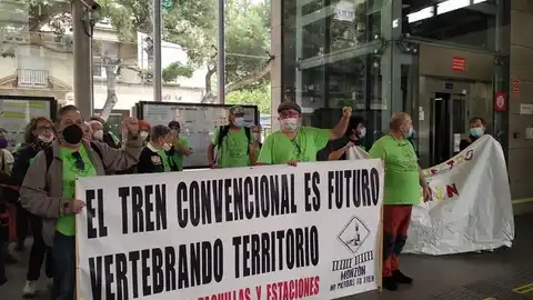 Más de 40 municipios volverán a pedir que se mantengan los servicios Más de 40 municipios volverán a pedir que se mantengan los servicios