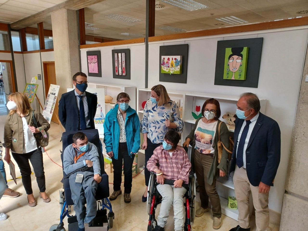 La consejera de Familia reconoce el trabajo de los usuarios del CAMP de Palencia y la implicación de sus profesionales La consejera de Familia reconoce el trabajo de los usuarios del CAMP de Palencia y la implicación de sus profesionales