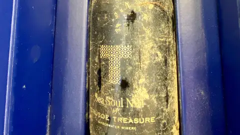 Vino submarino de Bodegas Edra Vino submarino de Bodegas Edra