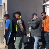 Inmigrantes en la frontera de Ceuta