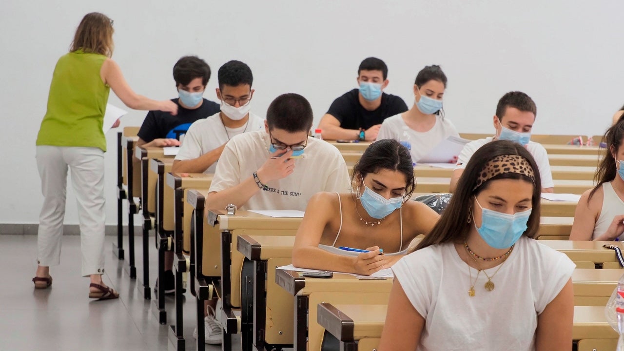 Així són els estudiants amb la nota més alta de la selectivitat de 2021 Així són els estudiants amb la nota més alta de la selectivitat de 2021