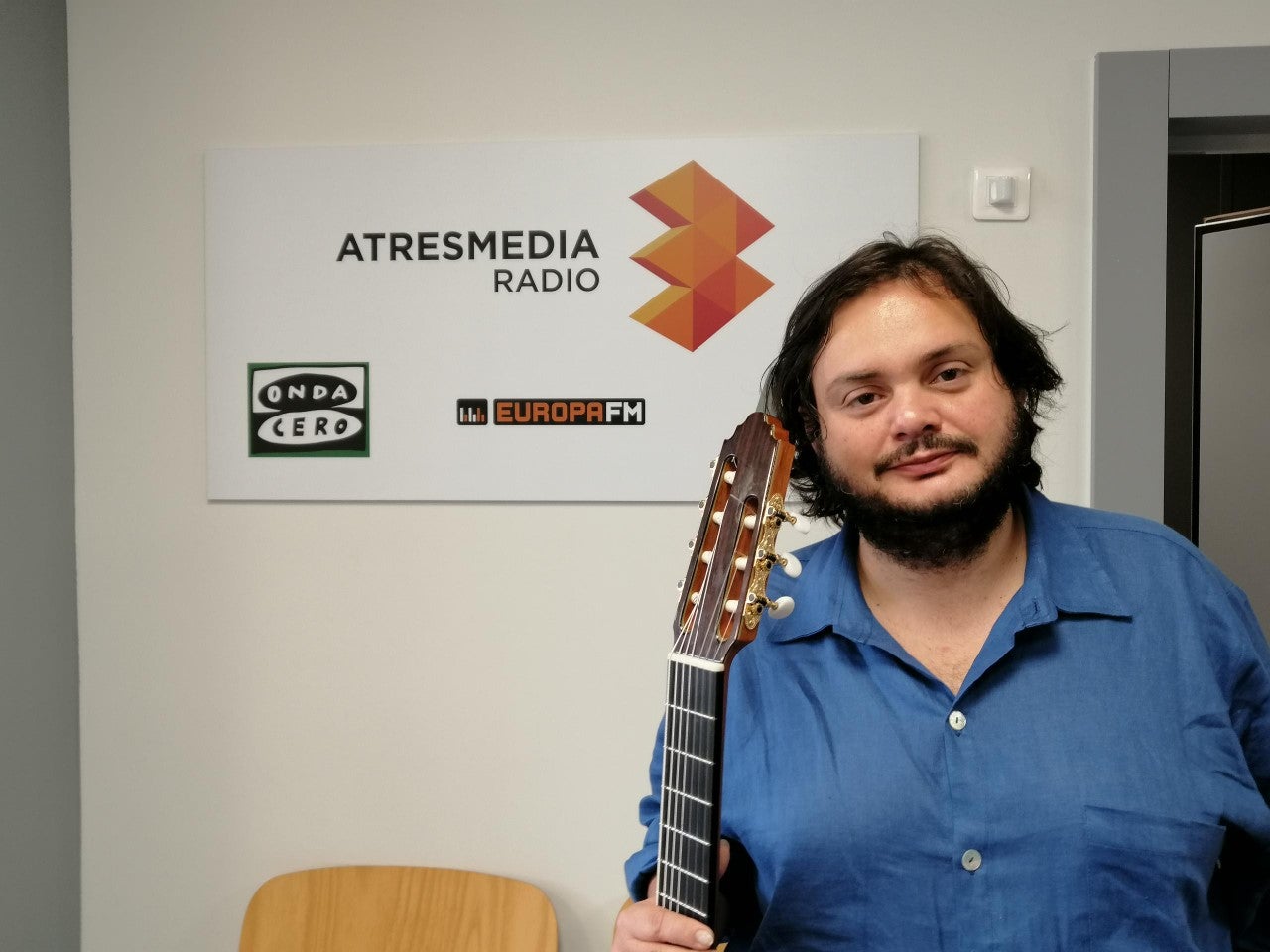 Yamandú Costa, un mundo en siete cuerdas: "Soy un latinoamericano curioso" Yamandú Costa, un mundo en siete cuerdas: "Soy un latinoamericano curioso"