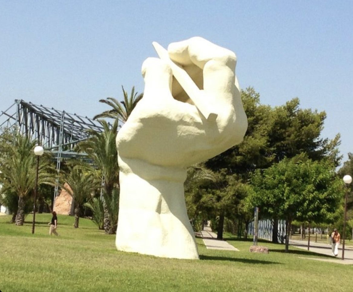 Benidorm saca a licitación por más de 244.000 euros el servicio de transporte universitario Benidorm saca a licitación por más de 244.000 euros el servicio de transporte universitario