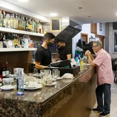 El TSJ atiende a la hostelería y permite la apertura del ocio nocturno, el consumo en barra y extiende el cierre a las 02:00h El TSJ atiende a la hostelería y permite la apertura del ocio nocturno, el consumo en barra y extiende el cierre a las 02:00h